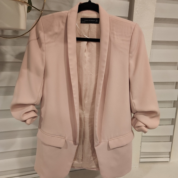 Zara blazer.  Soft Pink - Picture 1 of 7
